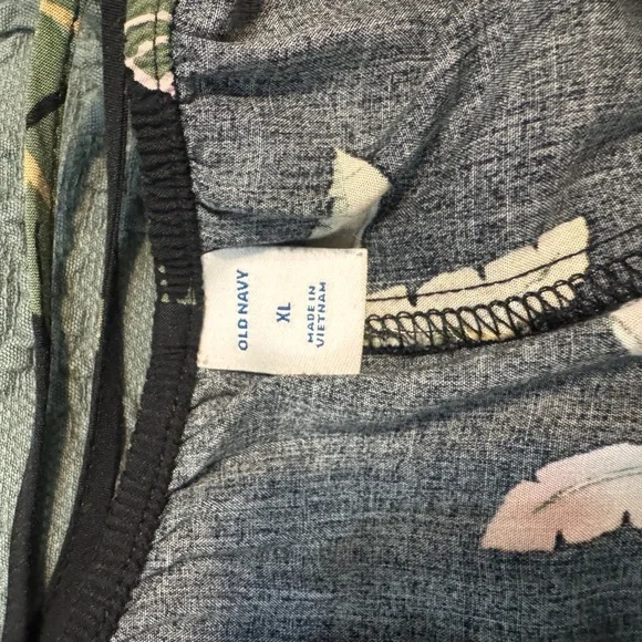 Old Navy Floral tropical Print maxi Dress w criss cross back straps Sz XL - Picture 4 of 4